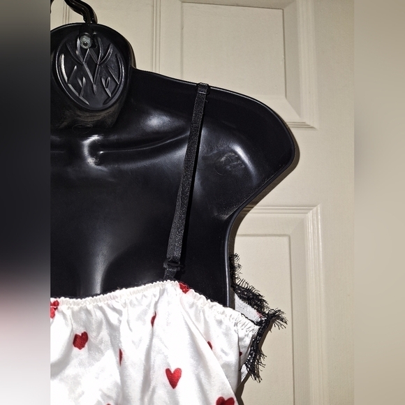 Two-piece night suit size Medium - Picture 3 of 6